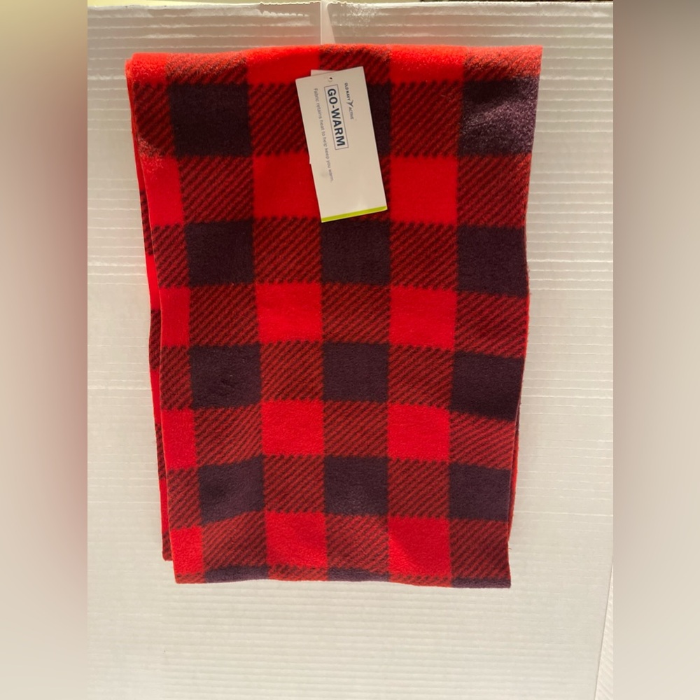 Old Navy Active Go-Warm Red and Black Buffalo Print Infinity Scarf New
